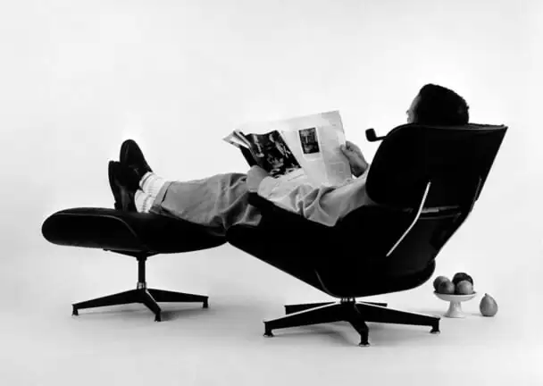 Charle & Ray Eams chaise longue