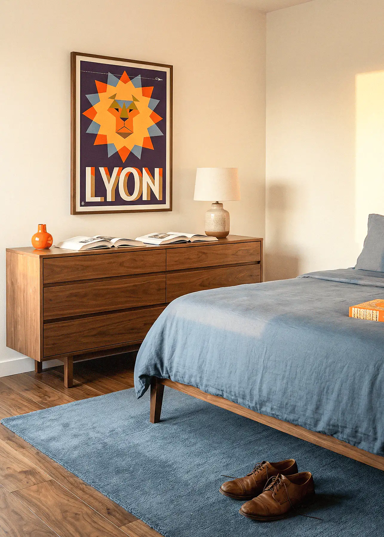 351 | Lyon Orange Noir