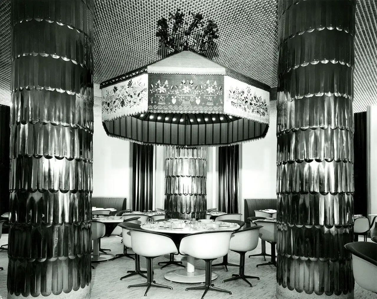 Alexander Girard