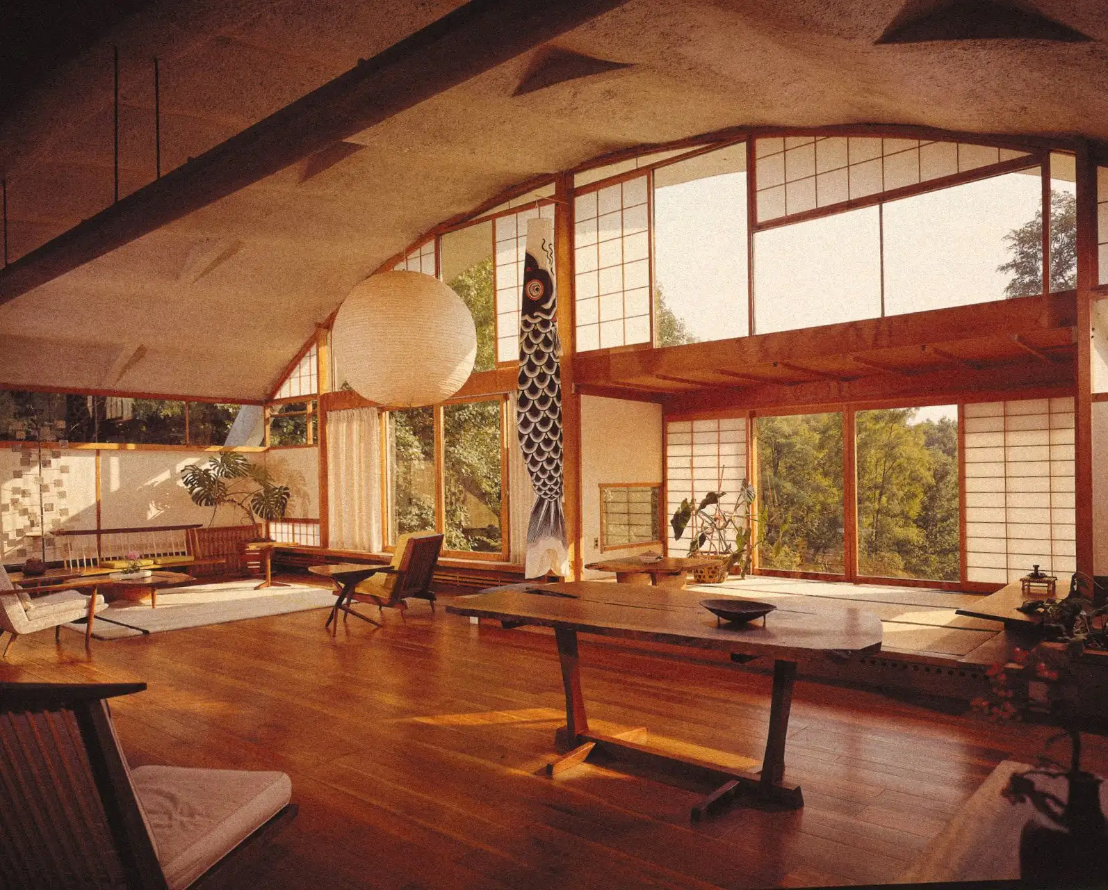 George Katsutoshi Nakashima était un menuisier et architecte américain.